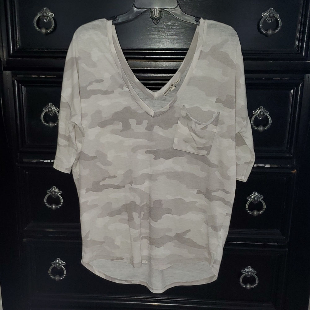 ⭐4/$20⭐ Express Camo Off-the-Shoulder Top